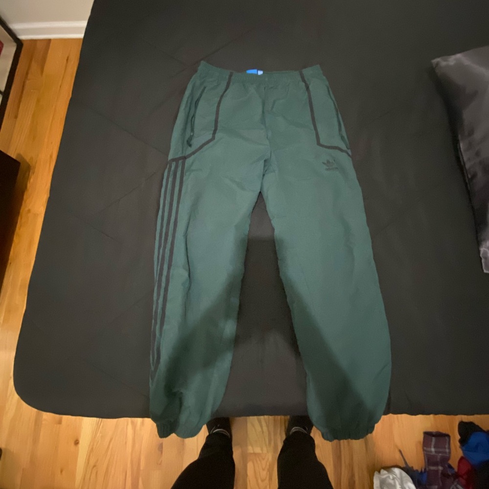 sweatpants windbreaker material